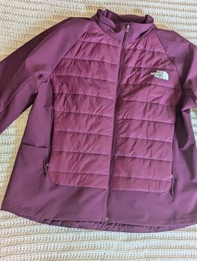 The North Face Women's Shelter Cove Hybrid Puffer Jacket